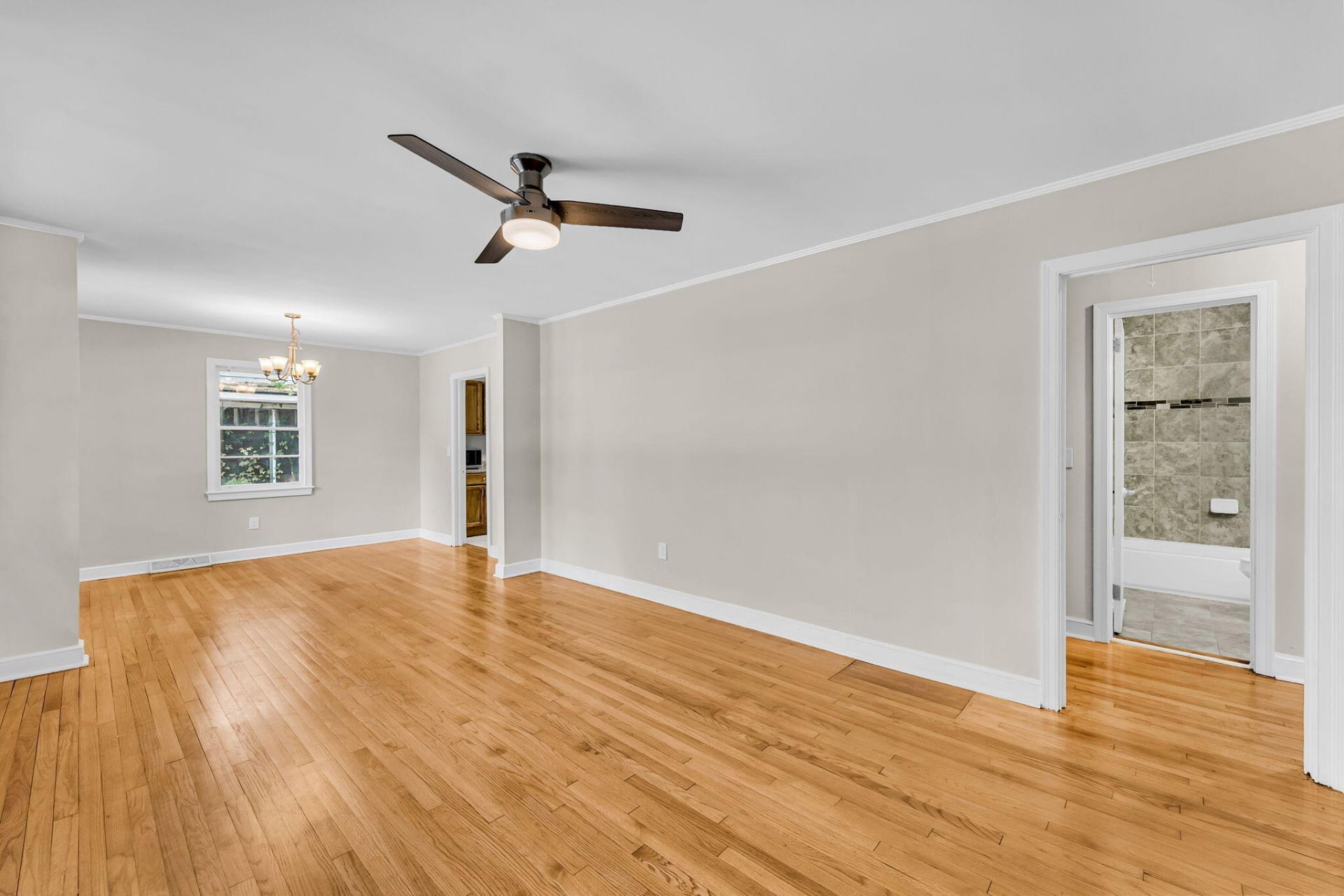 5622 Meadow Avenue Photo 6