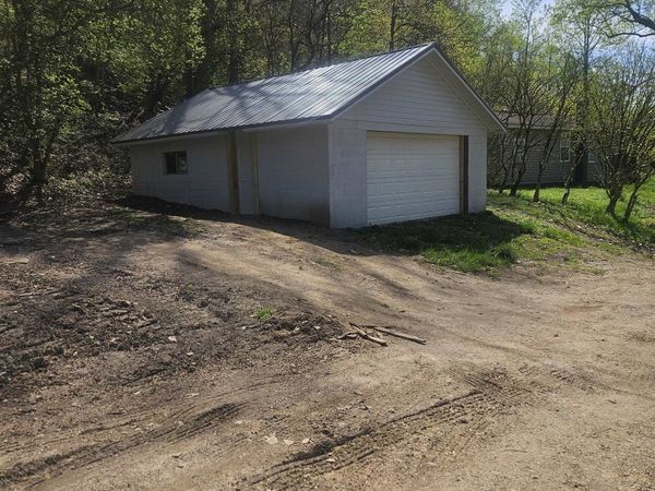 136 Scherer Rd, Ironton, OH 45638