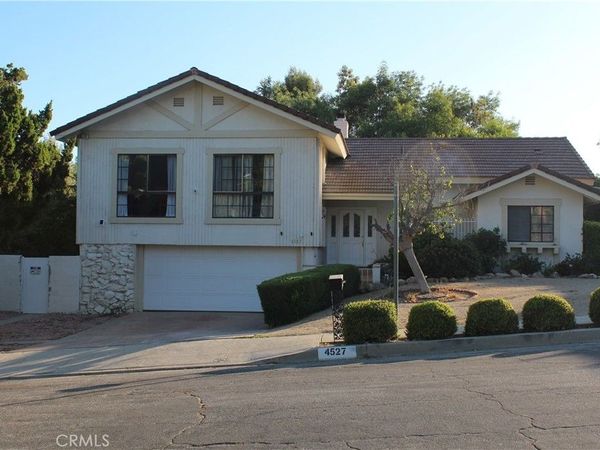 4527 Stark, Woodland Hills, CA 91364