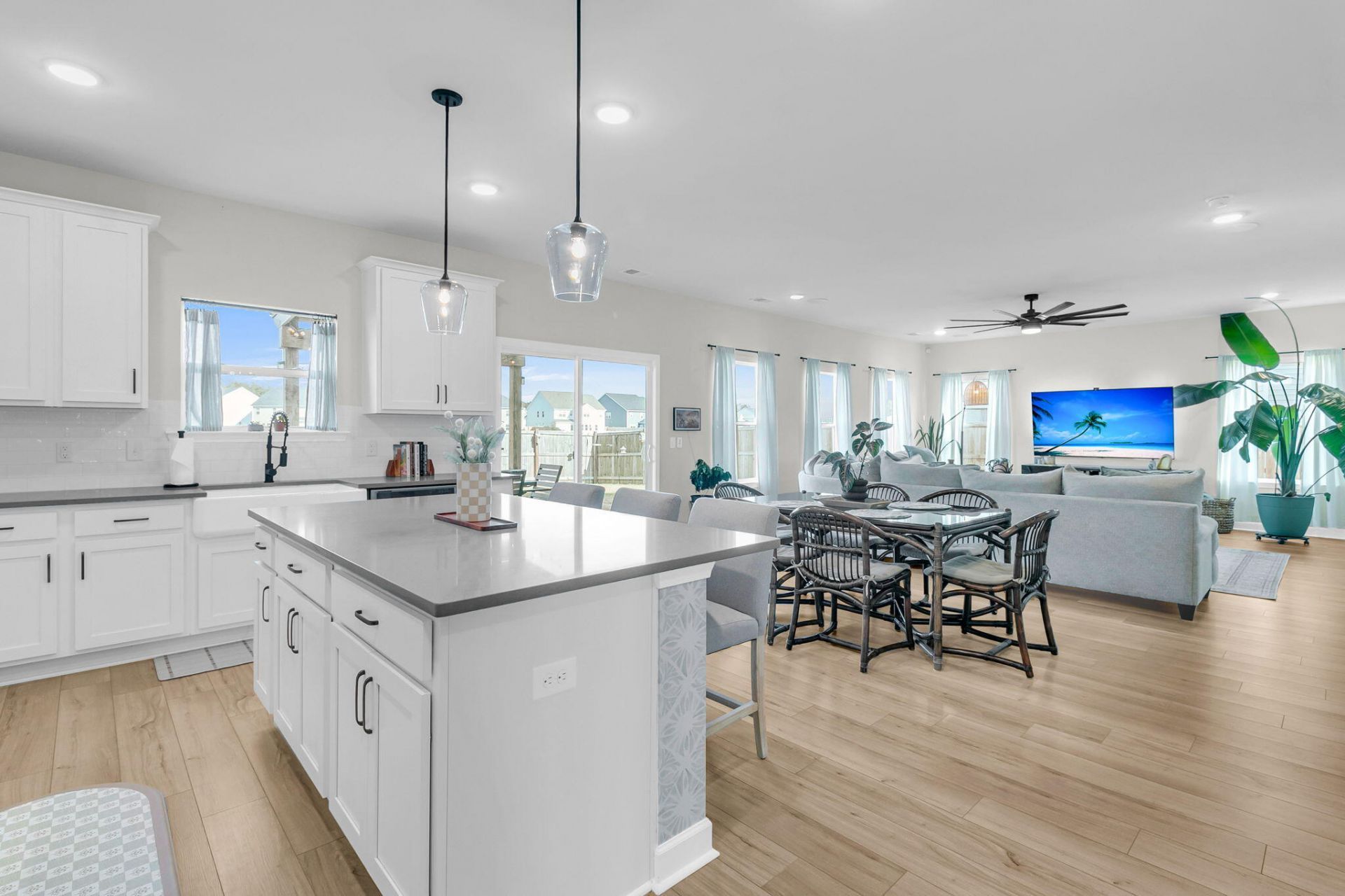 259 Lucca Drive Photo 9