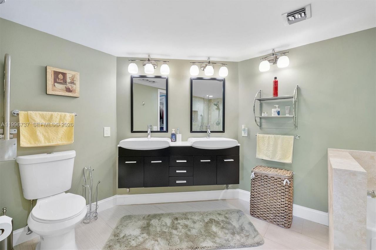 3503 Oaks Way, Unit 308, Pompano Beach, FL 33069 Photo