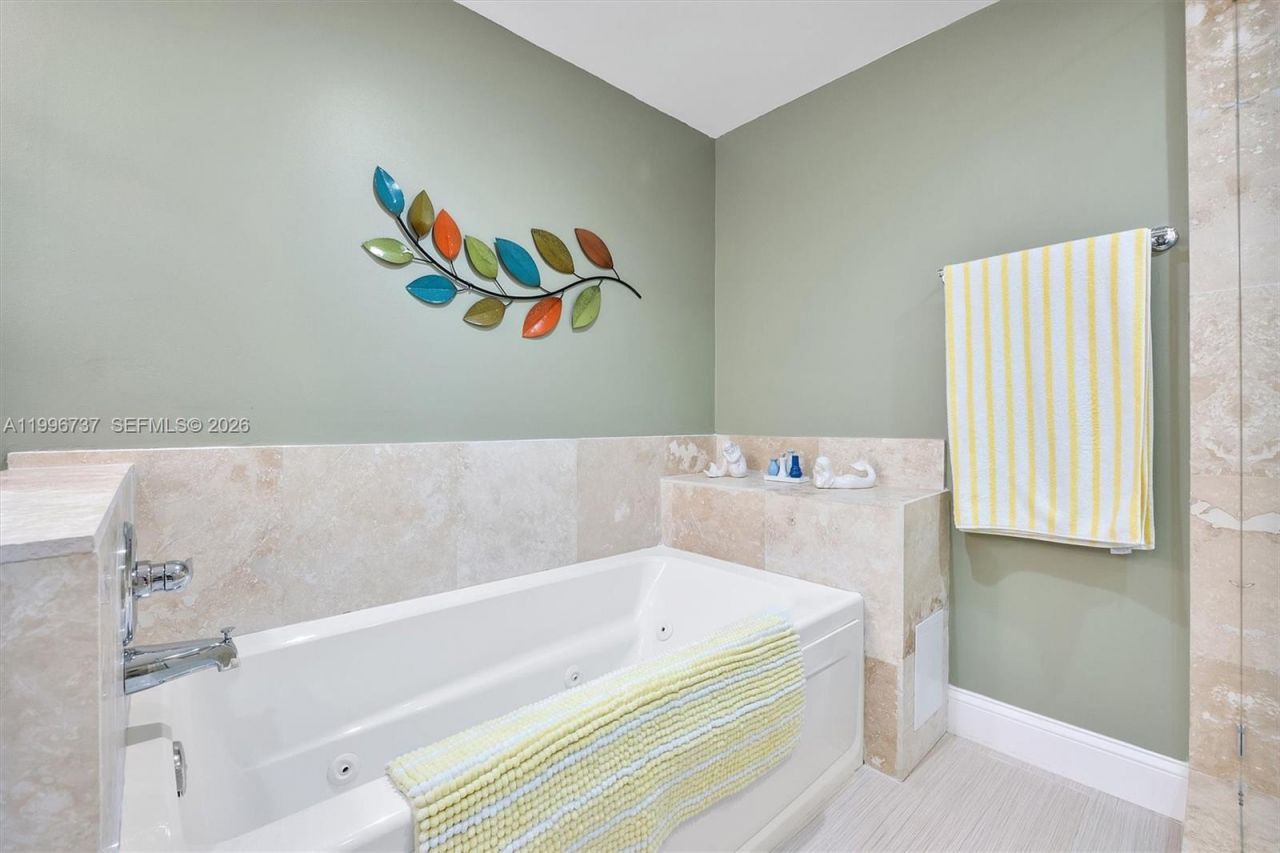 3503 Oaks Way, Unit 308, Pompano Beach, FL 33069 Photo