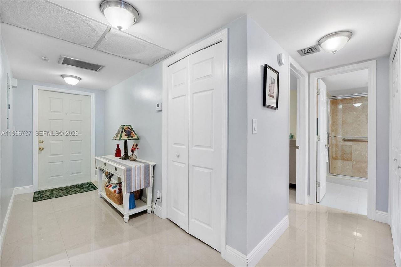 3503 Oaks Way, Unit 308, Pompano Beach, FL 33069 Photo