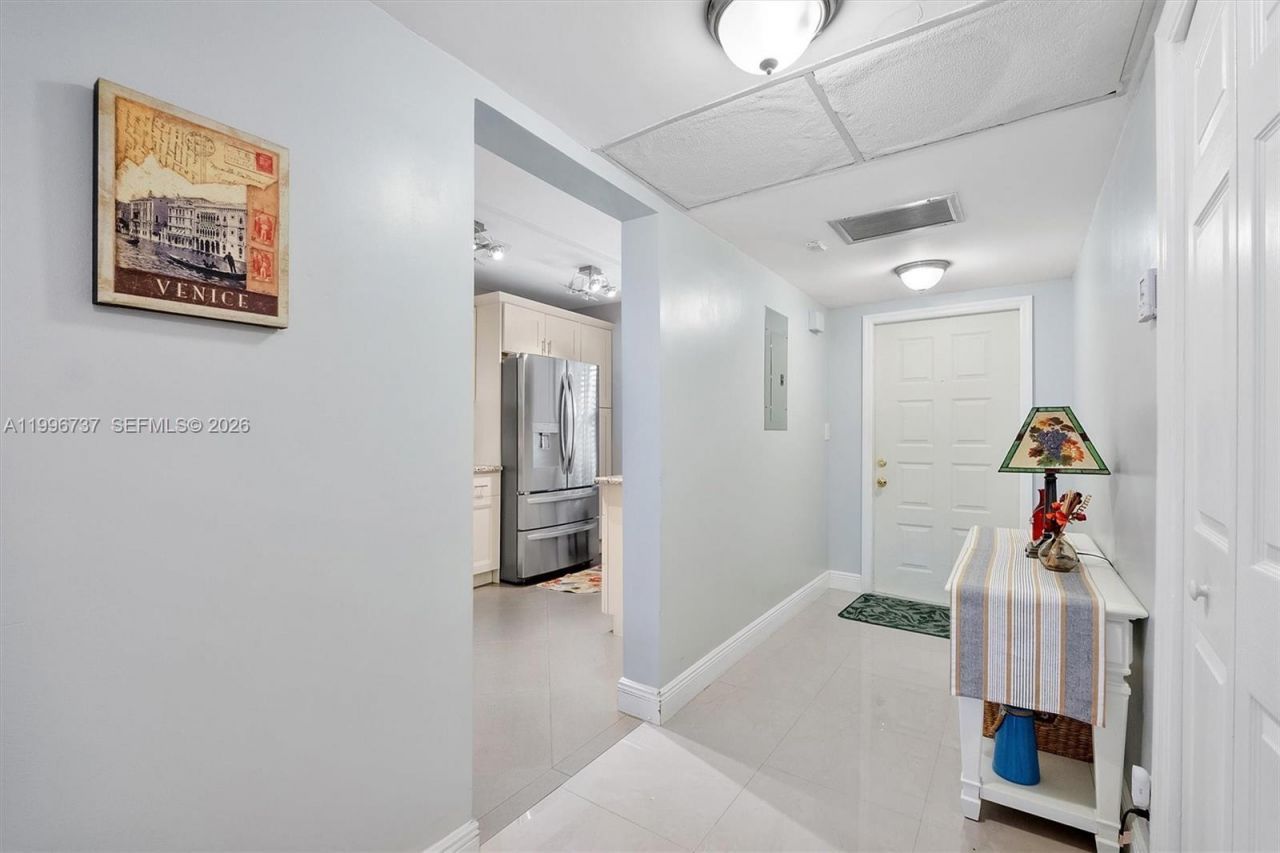 3503 Oaks Way, Unit 308, Pompano Beach, FL 33069 Photo