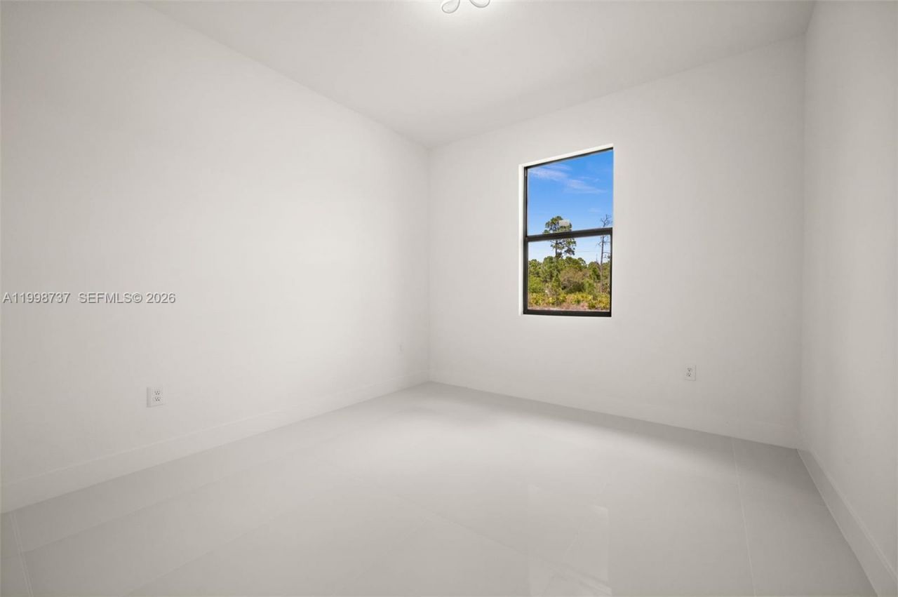 936 Bolivia Dr, Lehigh Acres, FL 33974 Photo