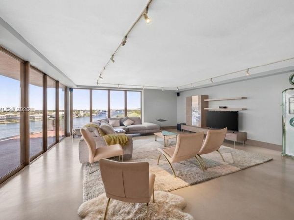 2800 E Sunrise Blvd, Unit 7F, Fort Lauderdale, FL 33304