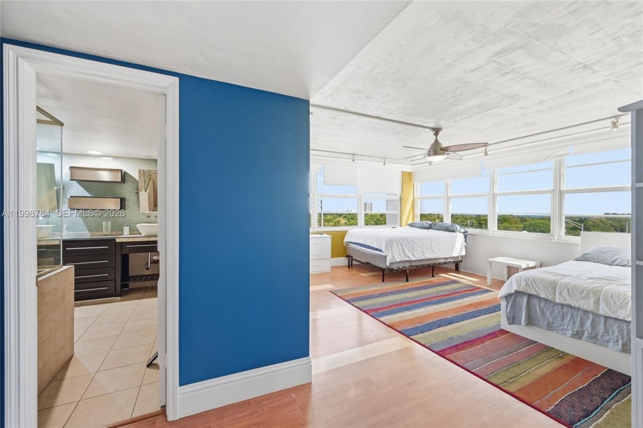 2800 E Sunrise Blvd, Unit 7F, Fort Lauderdale, FL 33304 Photo