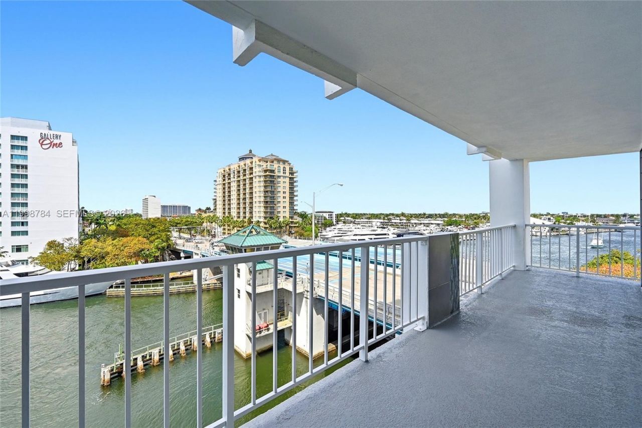 2800 E Sunrise Blvd, Unit 7F, Fort Lauderdale, FL 33304 Photo