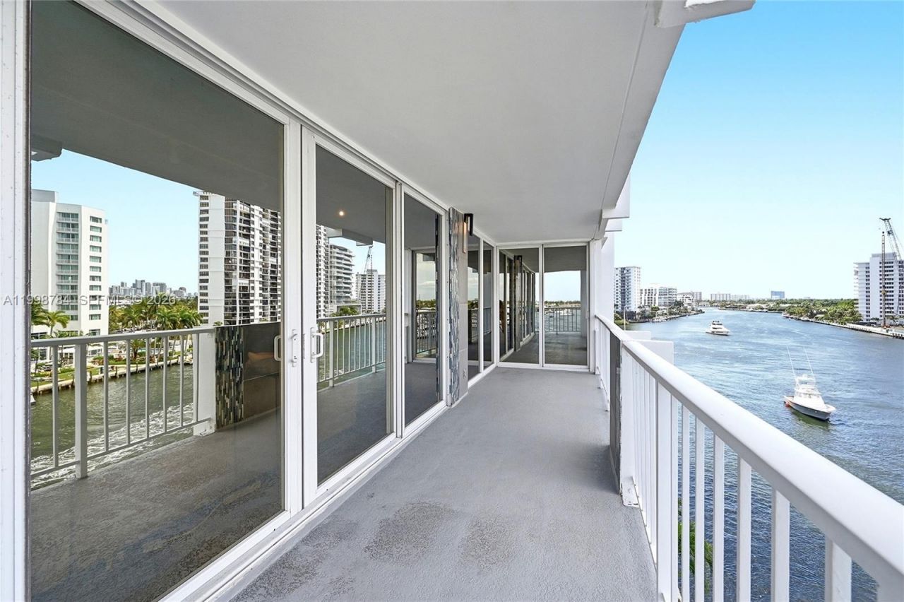 2800 E Sunrise Blvd, Unit 7F, Fort Lauderdale, FL 33304 Photo