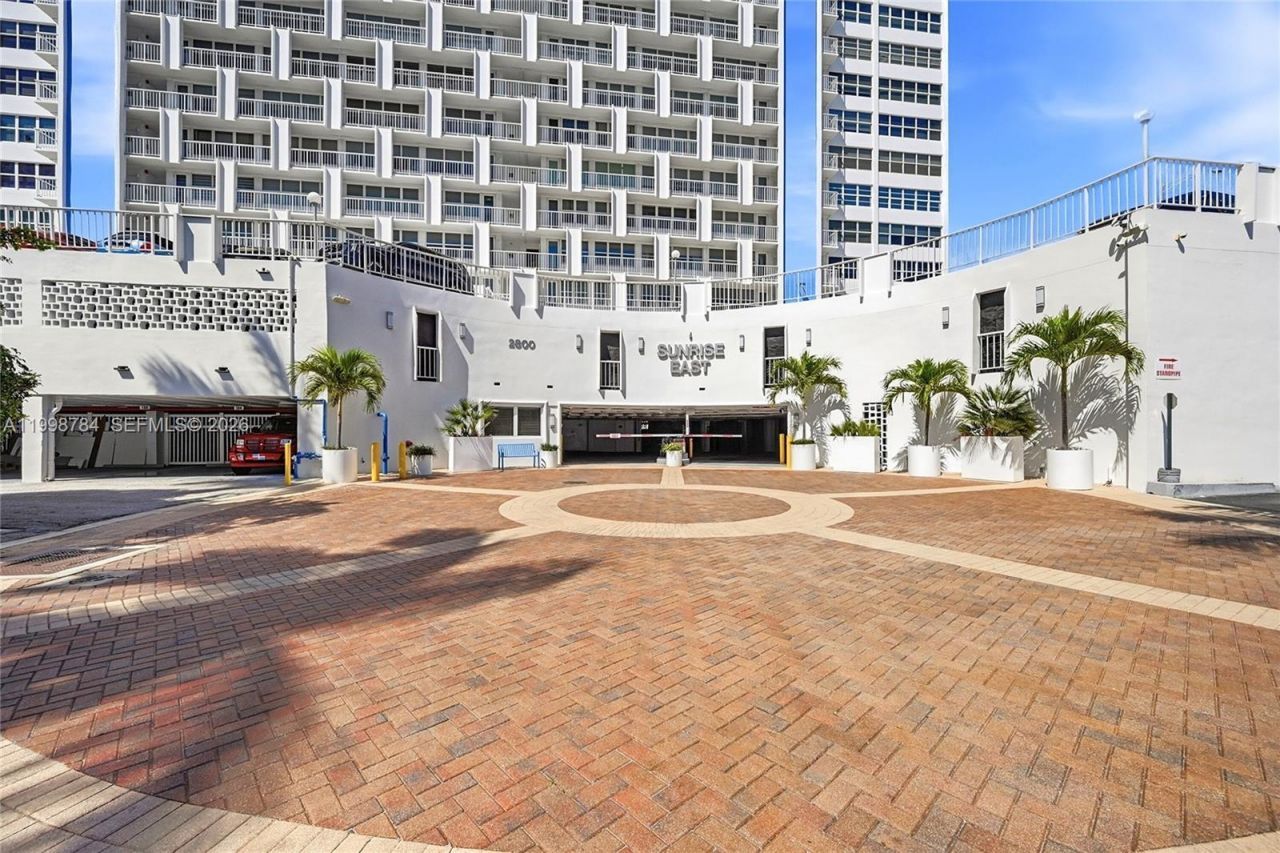 2800 E Sunrise Blvd, Unit 7F, Fort Lauderdale, FL 33304 Photo