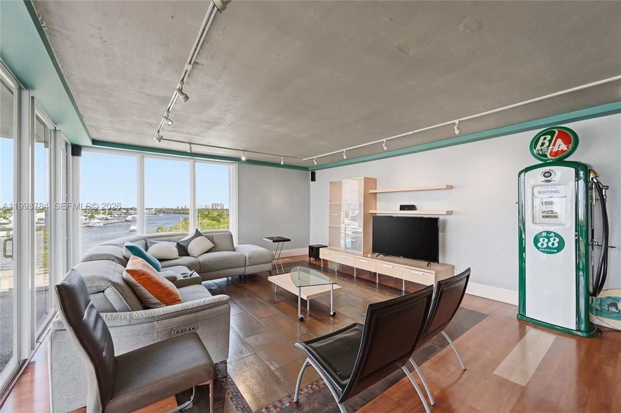 2800 E Sunrise Blvd, Unit 7F, Fort Lauderdale, FL 33304 Photo