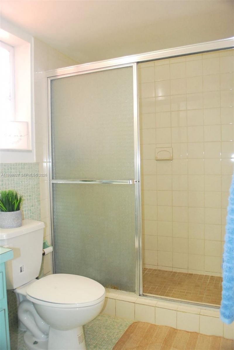 18707 NE 14th Ave, Unit 733, Miami, FL 33179 Photo