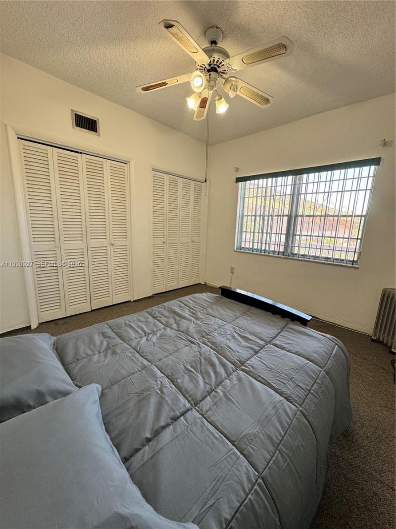 18707 NE 14th Ave, Unit 733, Miami, FL 33179 Photo