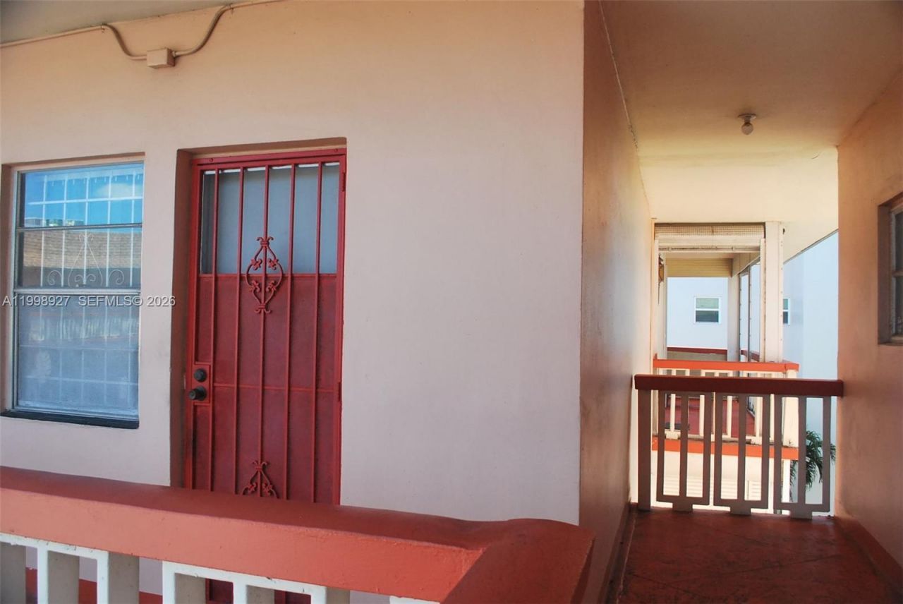 18707 NE 14th Ave, Unit 733, Miami, FL 33179 Photo