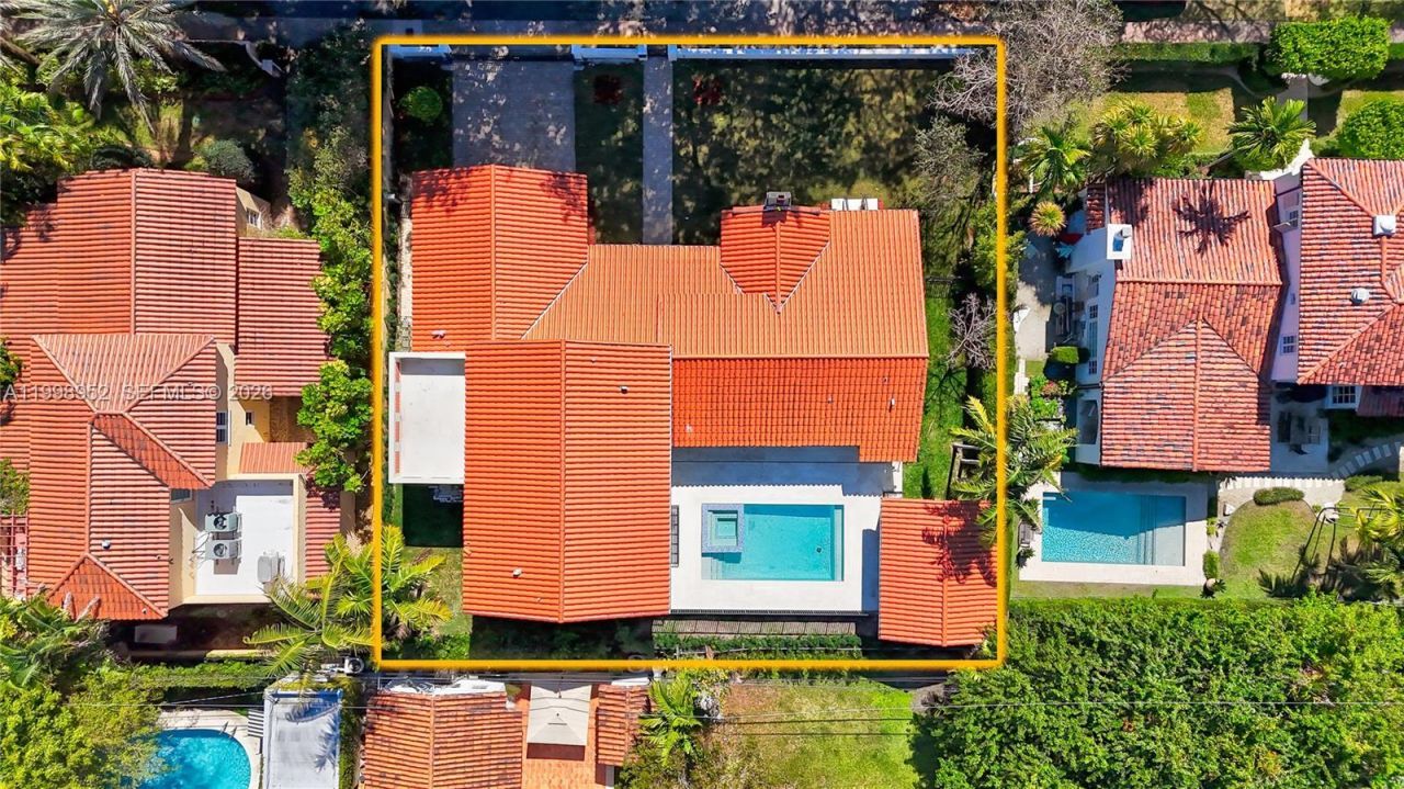 519 Alhambra Cir, Coral Gables, FL 33134 Photo