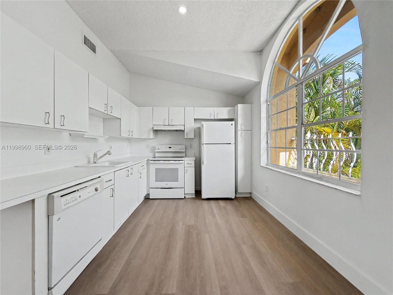 21553 SW 87th Ct , Unit 102, Cutler Bay, FL 33189 Photo