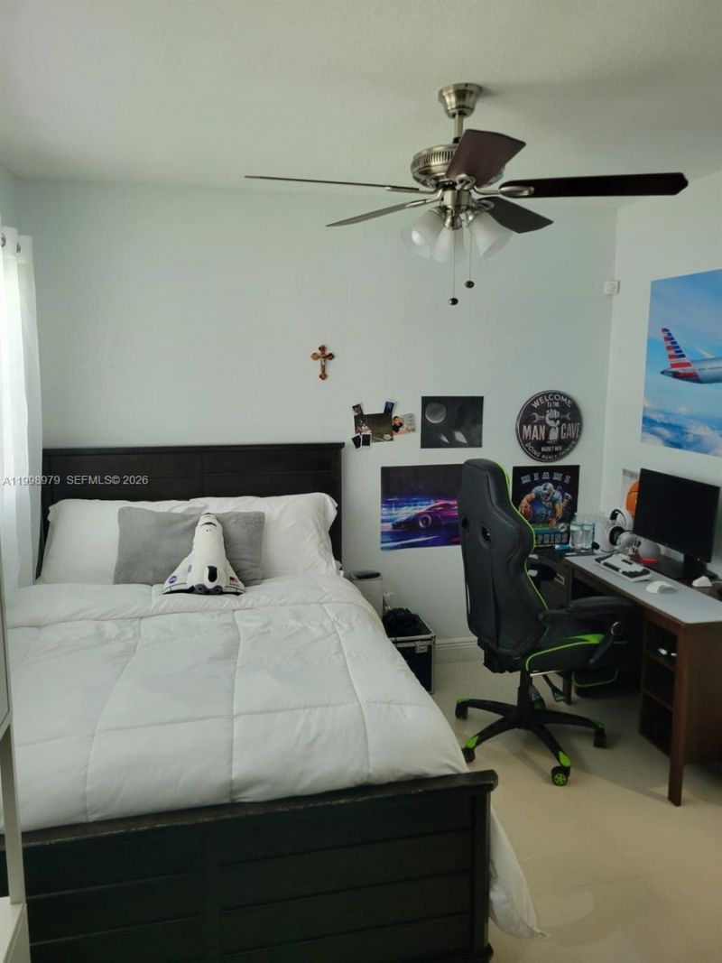 8245 SW 43rd St, Miami, FL 33155 Photo