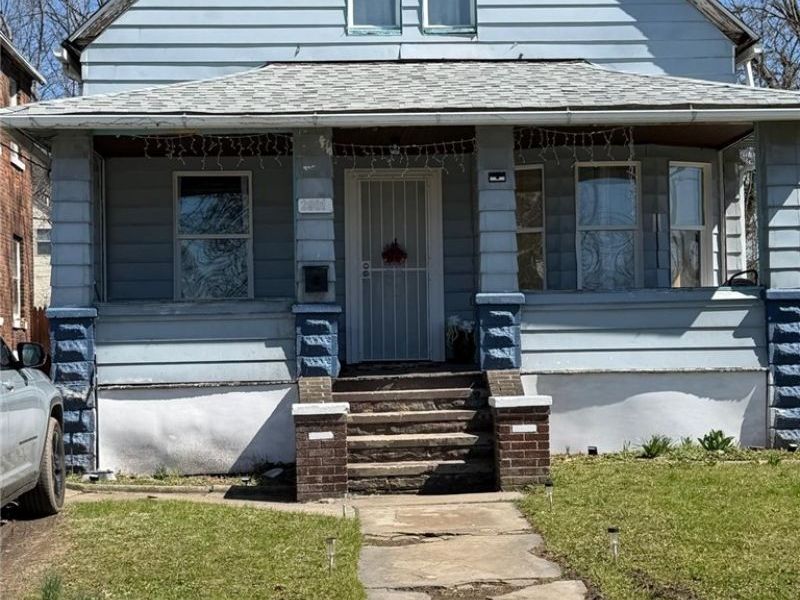 2901 E 102nd Street, Cleveland, OH 44104 Photo 1