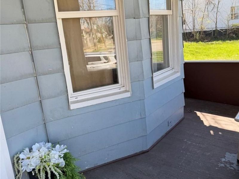 2901 E 102nd Street, Cleveland, OH 44104 Photo 3