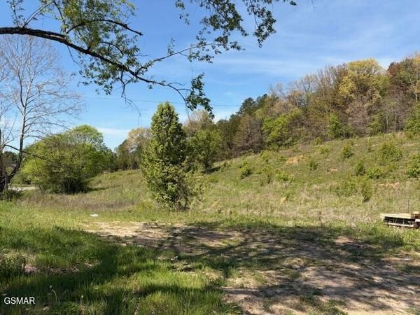 Lot 2 Old Newport Highway, Sevierville, TN 37876