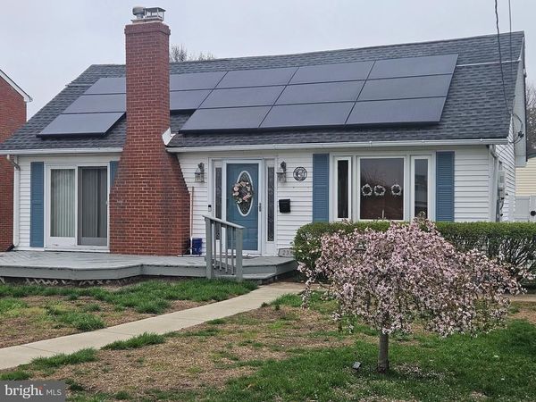 235 S CHESTER AVENUE, RIVERSIDE, NJ 08075