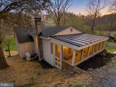 37905 SNICKERSVILLE TURNPIKE, PURCELLVILLE, VA 20132