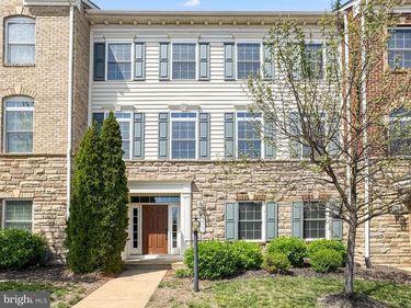 42365 PINE FOREST DRIVE , CHANTILLY, VA 20152