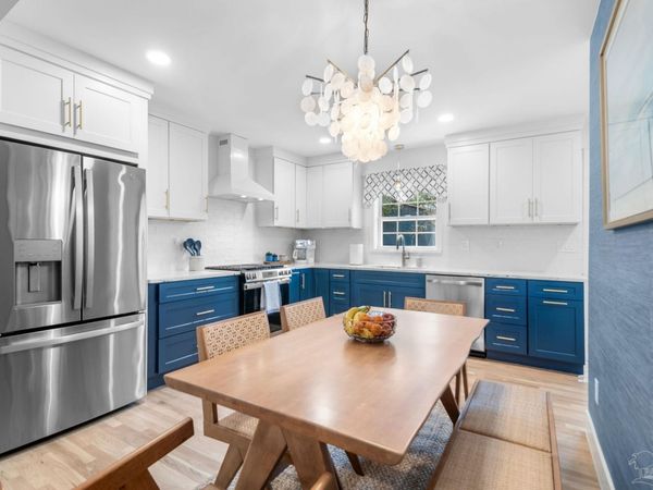 444 York St, Gulf Breeze, FL 32561