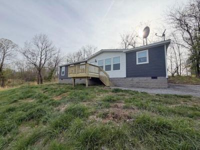 582 Richmond Hill Road, Bedford, KY 40006 Main Photo