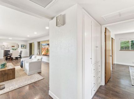 6001 S Land Park Dr, Sacramento, CA 95822 Photo