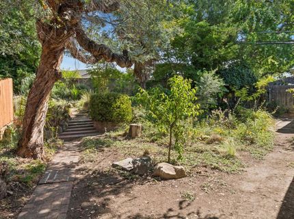 6001 S Land Park Dr, Sacramento, CA 95822 Photo