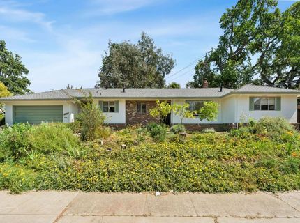 6001 S Land Park Dr, Sacramento, CA 95822 Photo