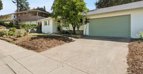 6001 S Land Park Dr, Sacramento, CA 95822 Photo
