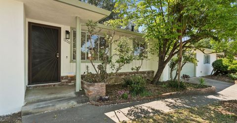 6001 S Land Park Dr, Sacramento, CA 95822 Photo