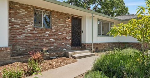 6001 S Land Park Dr, Sacramento, CA 95822 Photo