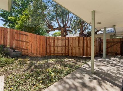 6001 S Land Park Dr, Sacramento, CA 95822 Photo