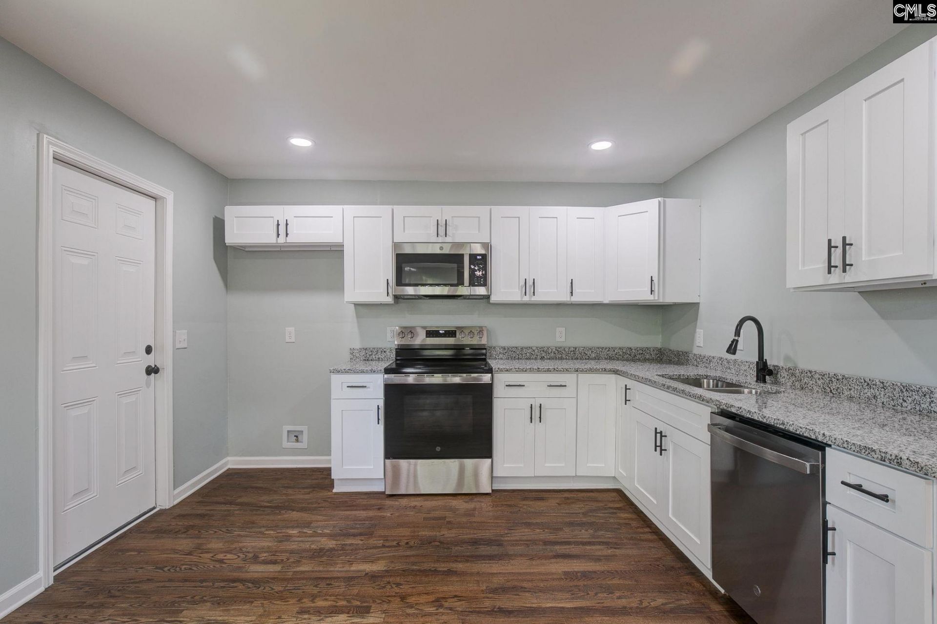 117 Lambeth Drive Photo 14