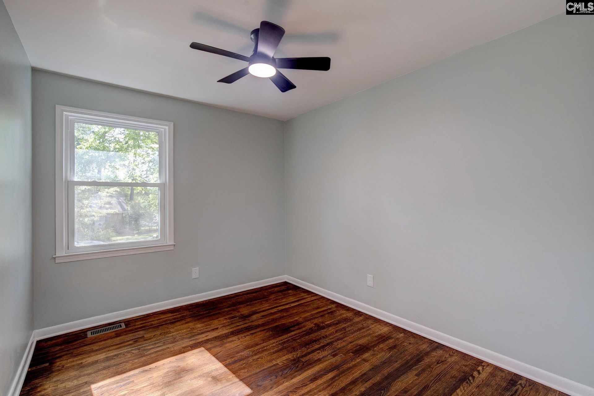 117 Lambeth Drive Photo 18