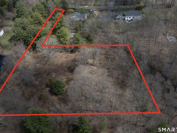 2680 Long Hill, Guilford, CT 06437