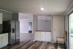 188 Hilliard Boulevard photo 4