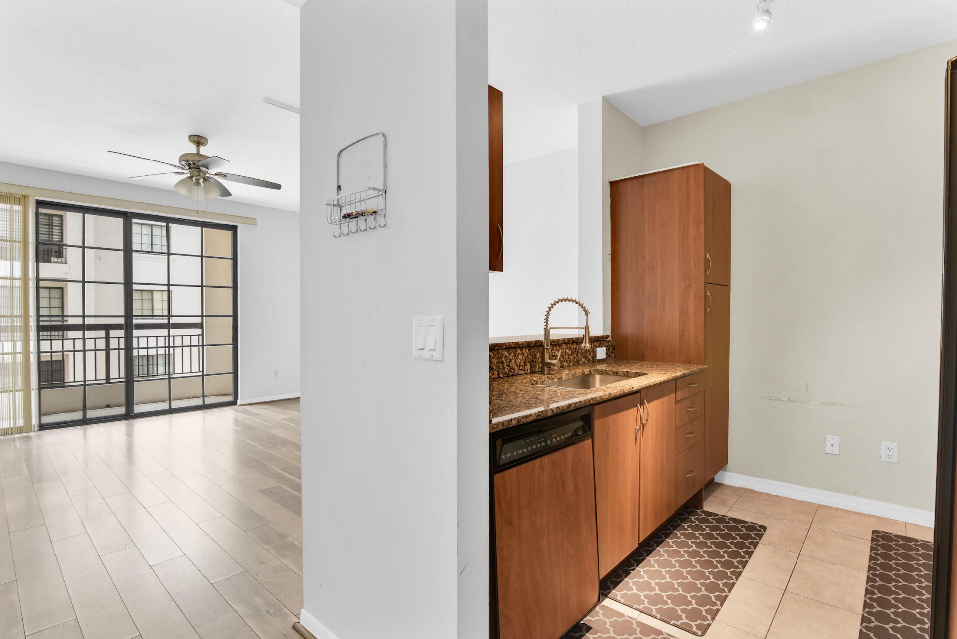 233 S Federal Highway, Unit 604, Boca Raton, FL 33432 Photo