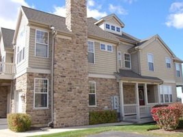 345 Sundown Court , Unit B, Wauconda, IL 60084