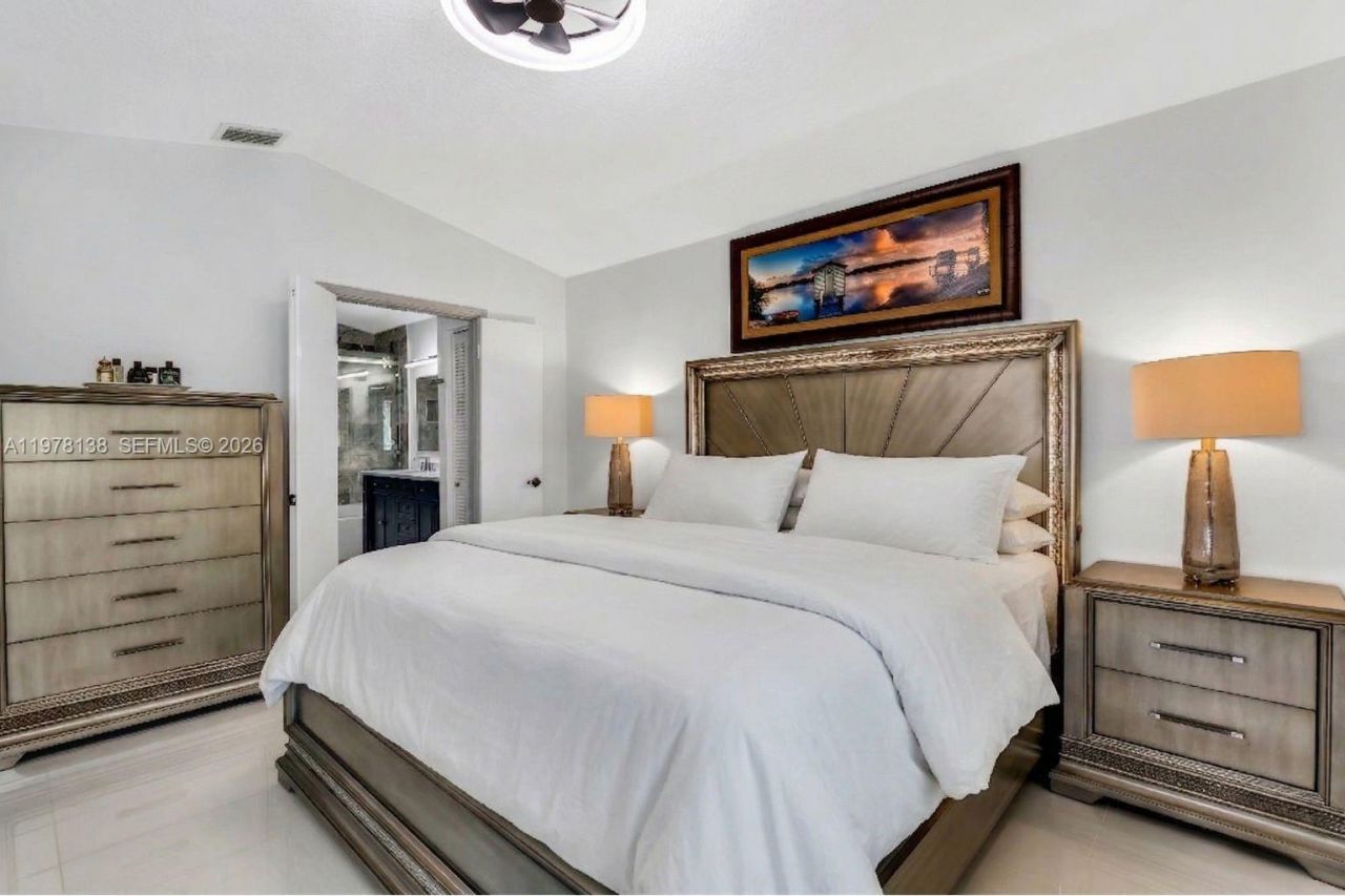 529 Lakeside Cir, Sunrise, FL 33326 Photo