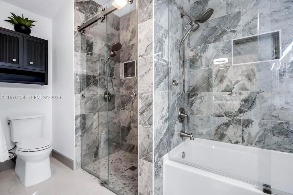 529 Lakeside Cir, Sunrise, FL 33326 Photo