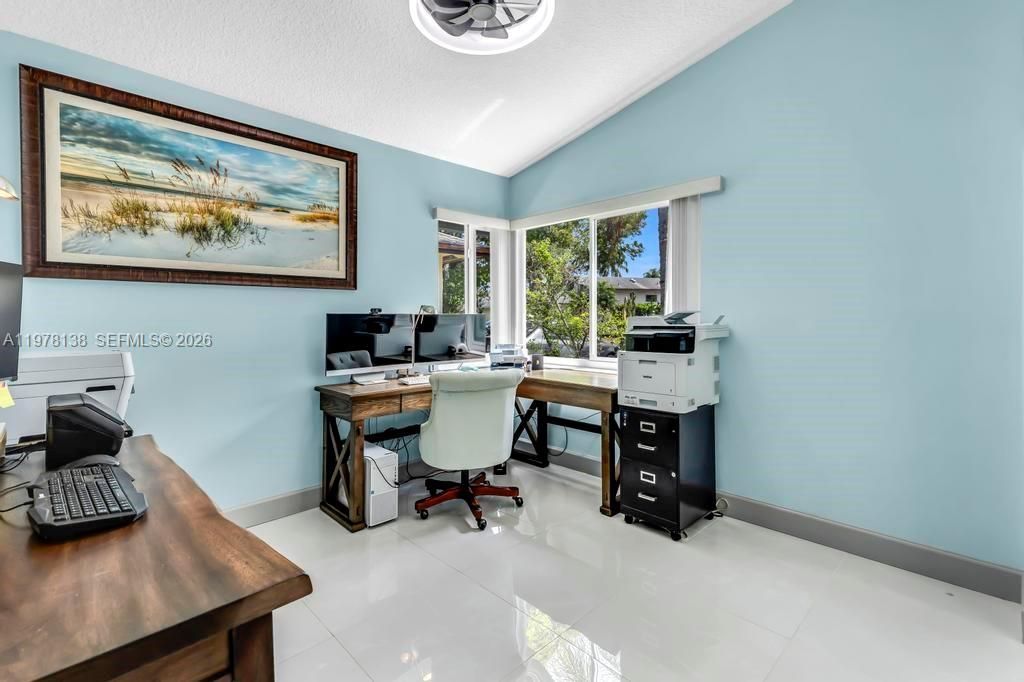 529 Lakeside Cir, Sunrise, FL 33326 Photo