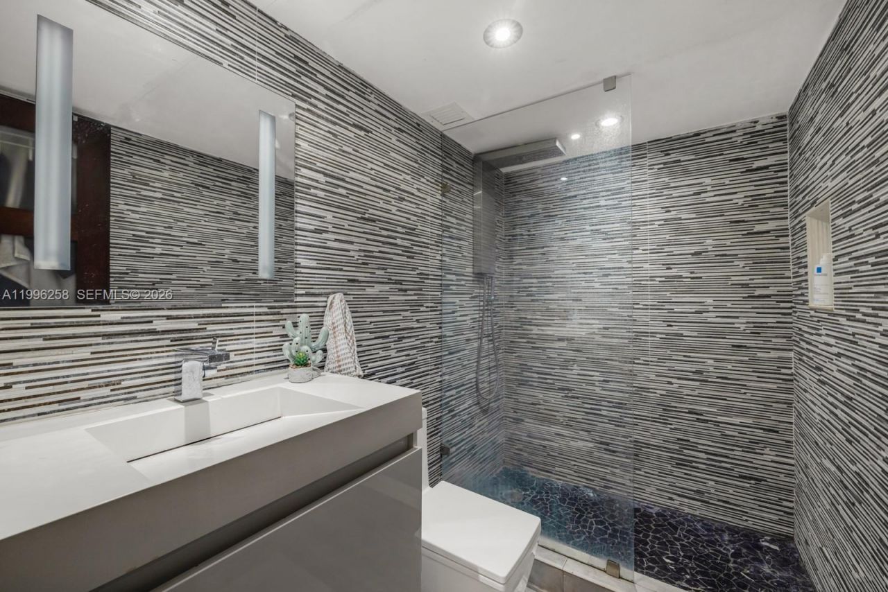 680 NE 64th St, Unit A300, Miami, FL 33138 Photo