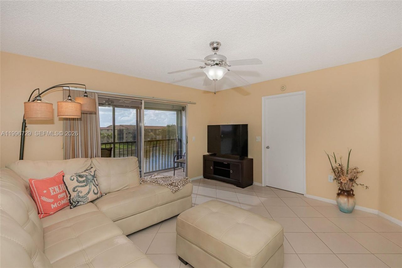 950 SW 138th Ave , Unit 409B, Pembroke Pines, FL 33027 Photo