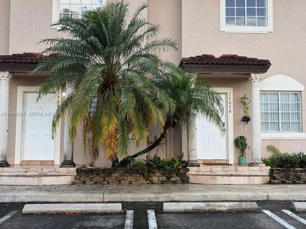 17084 SW 138th Ct, Miami, FL 33177
