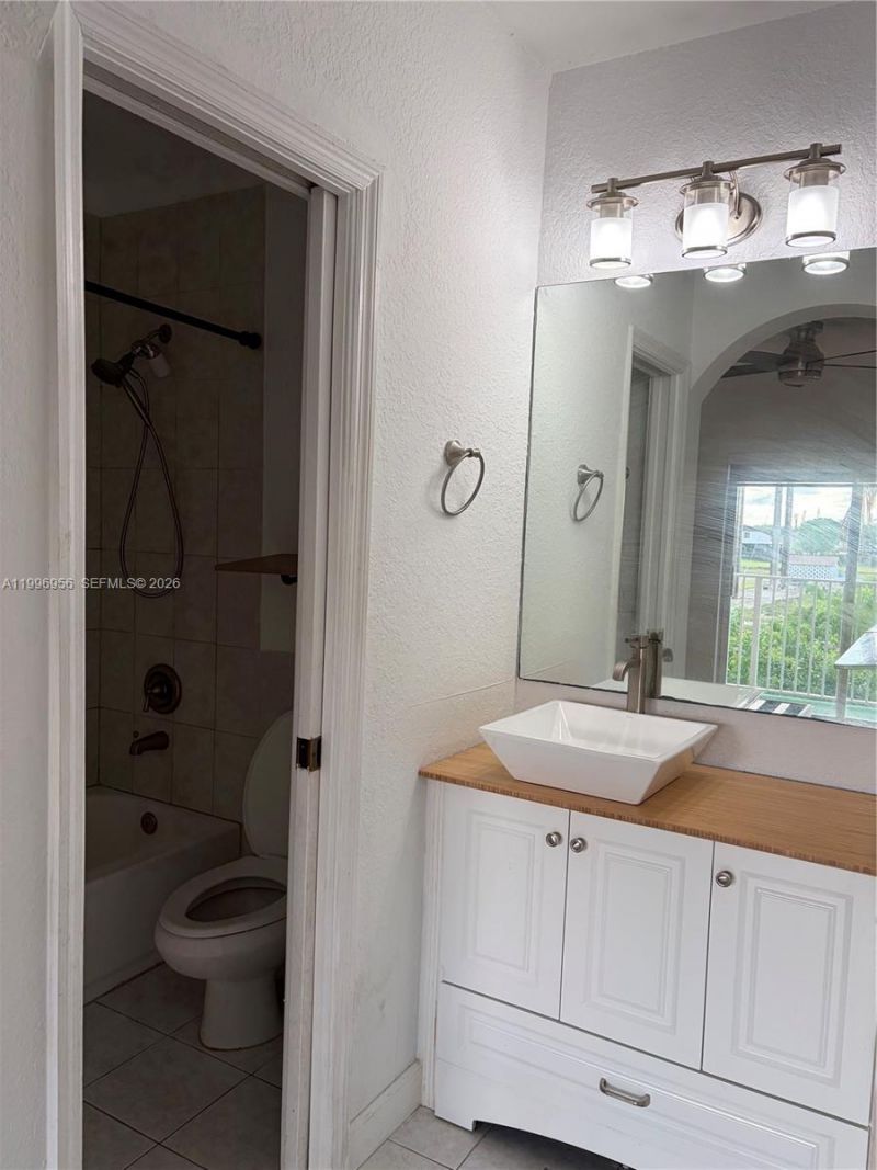 17084 SW 138th Ct, Miami, FL 33177 Photo