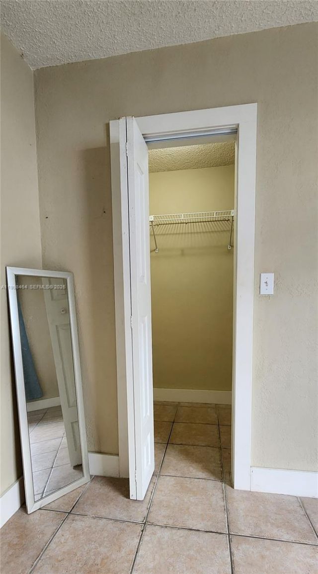 880 E 26th St, Hialeah, FL 33013 Photo